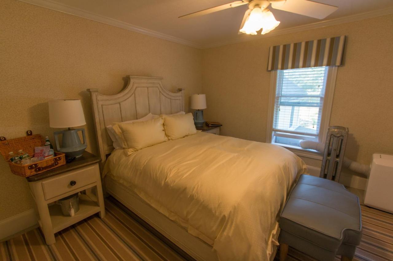 Inn At Tyler Hill Εξωτερικό φωτογραφία